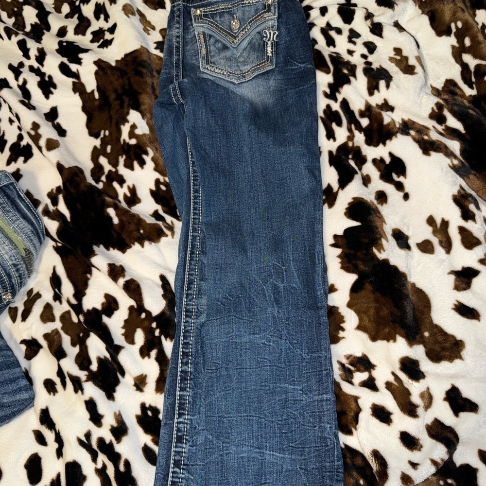 Miss Me Dark Blue Mid- Rise Capris